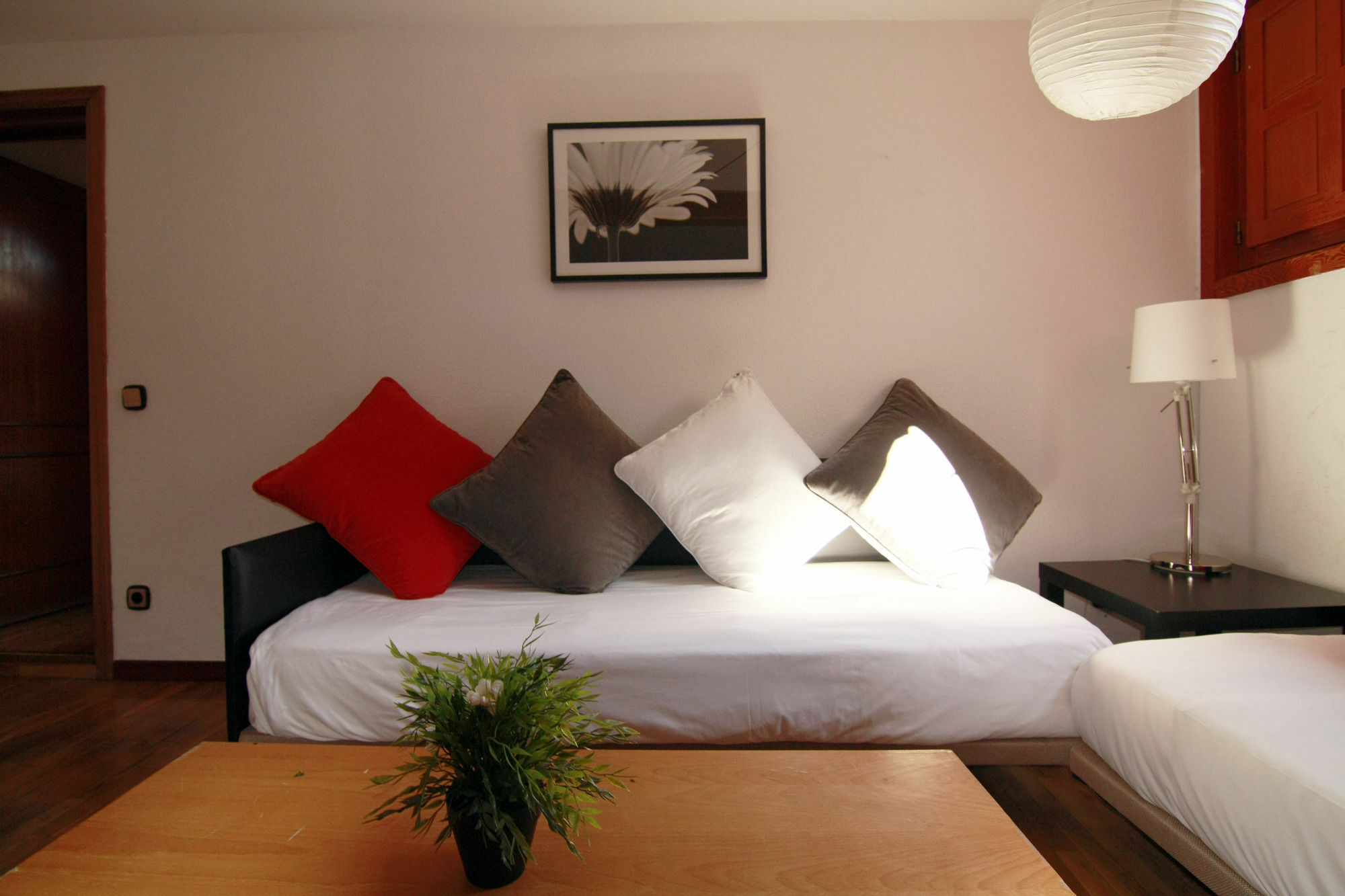 Sol Mayor Apartment Madrid Exteriör bild